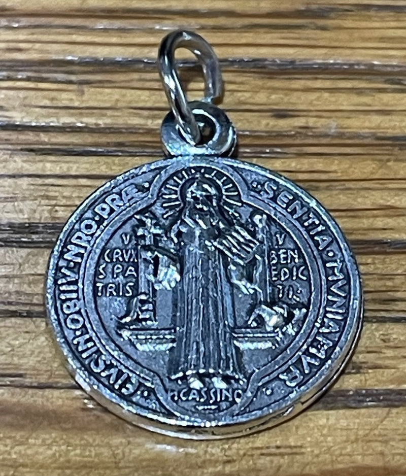 3/4" ROUND ST BENEDICT MEDAL