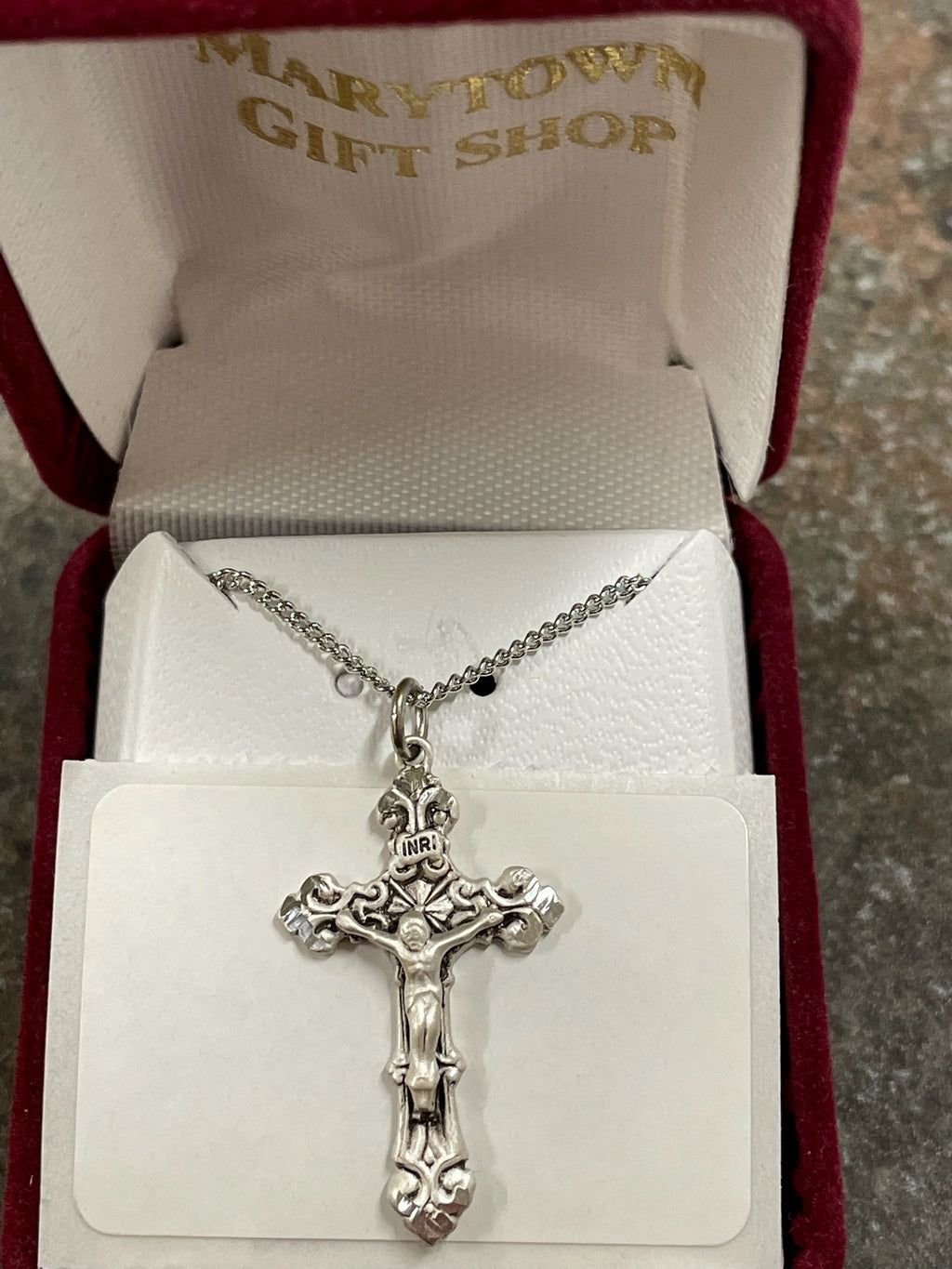 STERLING SILVER CRUCIFIX 18"CH