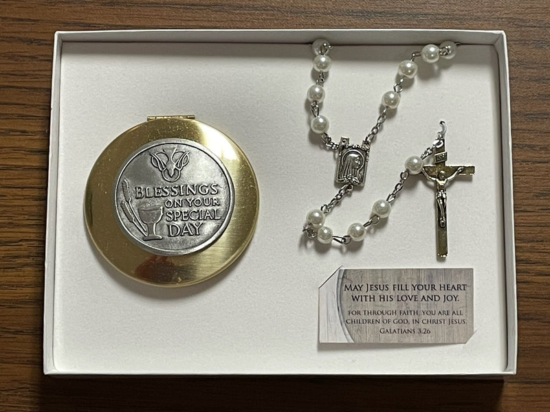 PEARL ROSARY AND KEEPSAKE SET