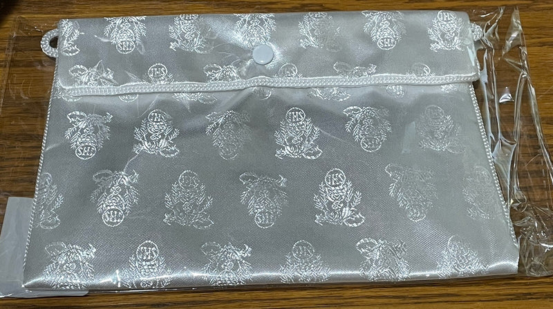 WHITE SATIN COMMUNION PURSE