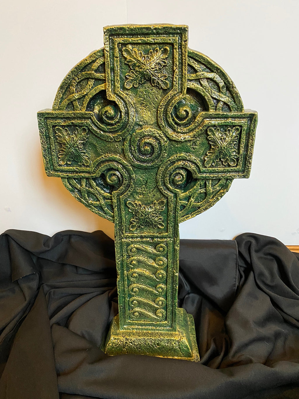CELTIC CROSS 24" CONCRETE