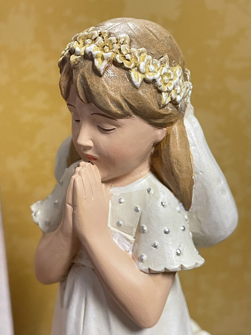 6.5" MUSICAL GIRL KNEELING