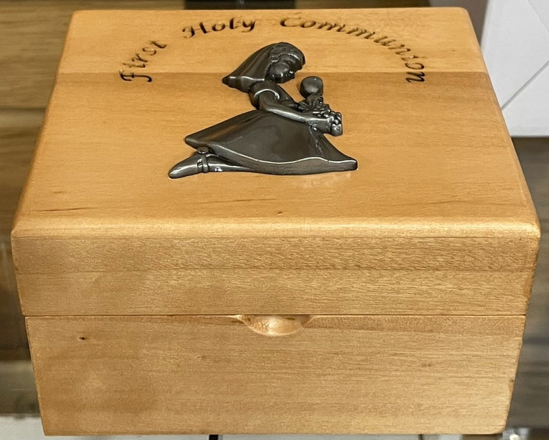 GIRL 1ST COMMUNION WOOD BOX