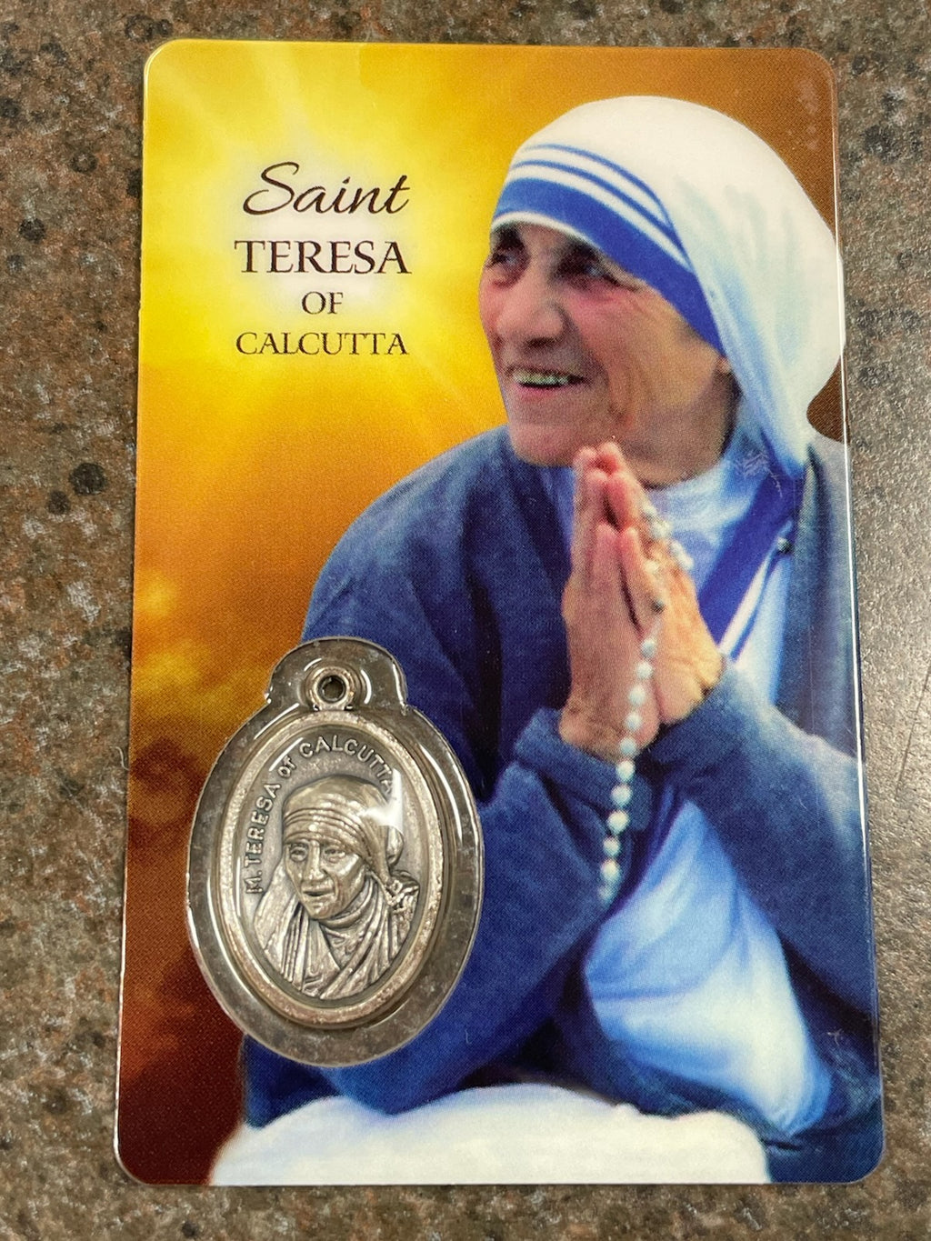 ST TERESA CARD WITH MEDAL