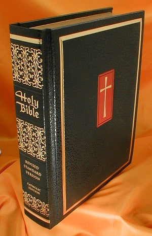 HOLY FAMILY BIBLE BLACK